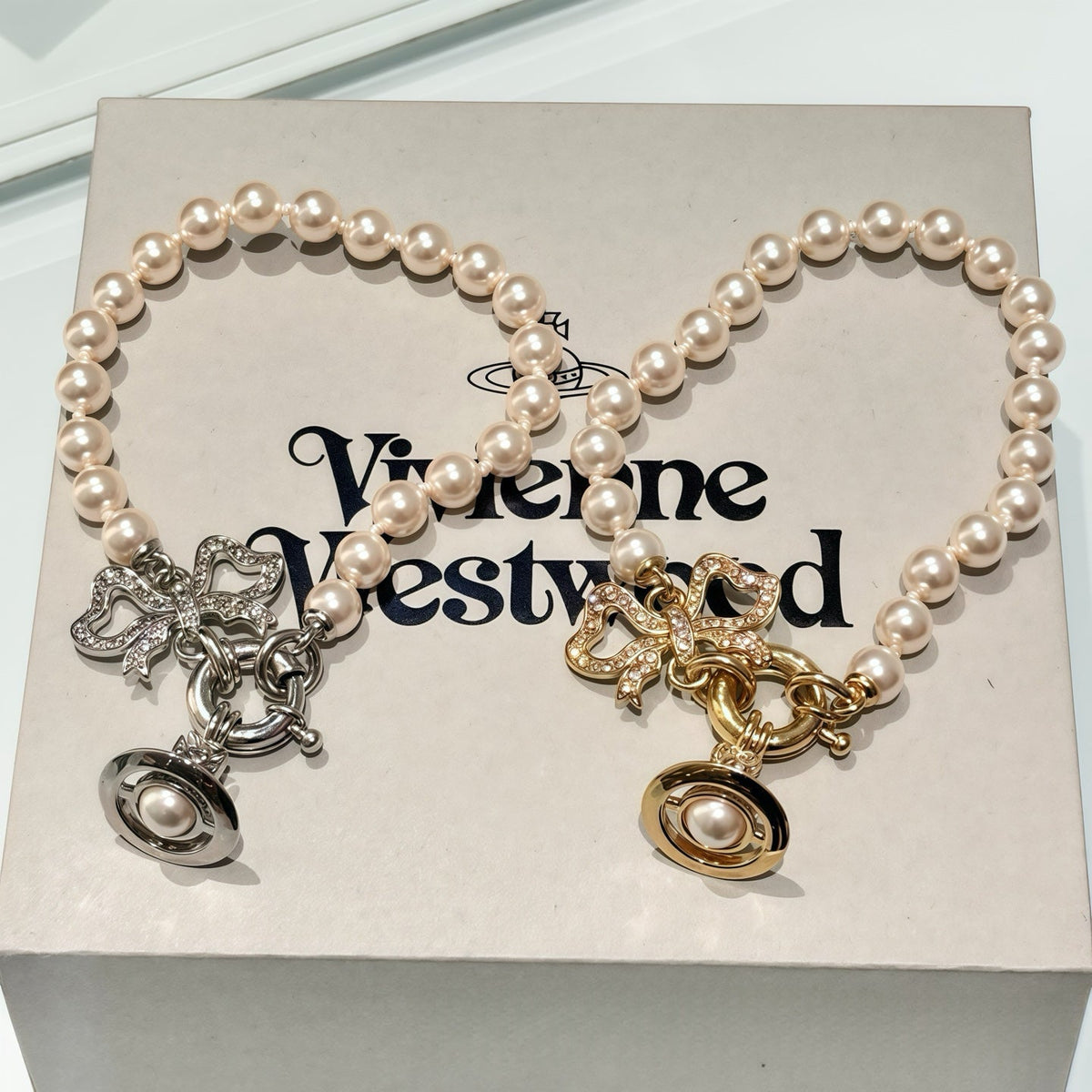 Vivienne Westwood 2026 Knitted Bow Bracelet
