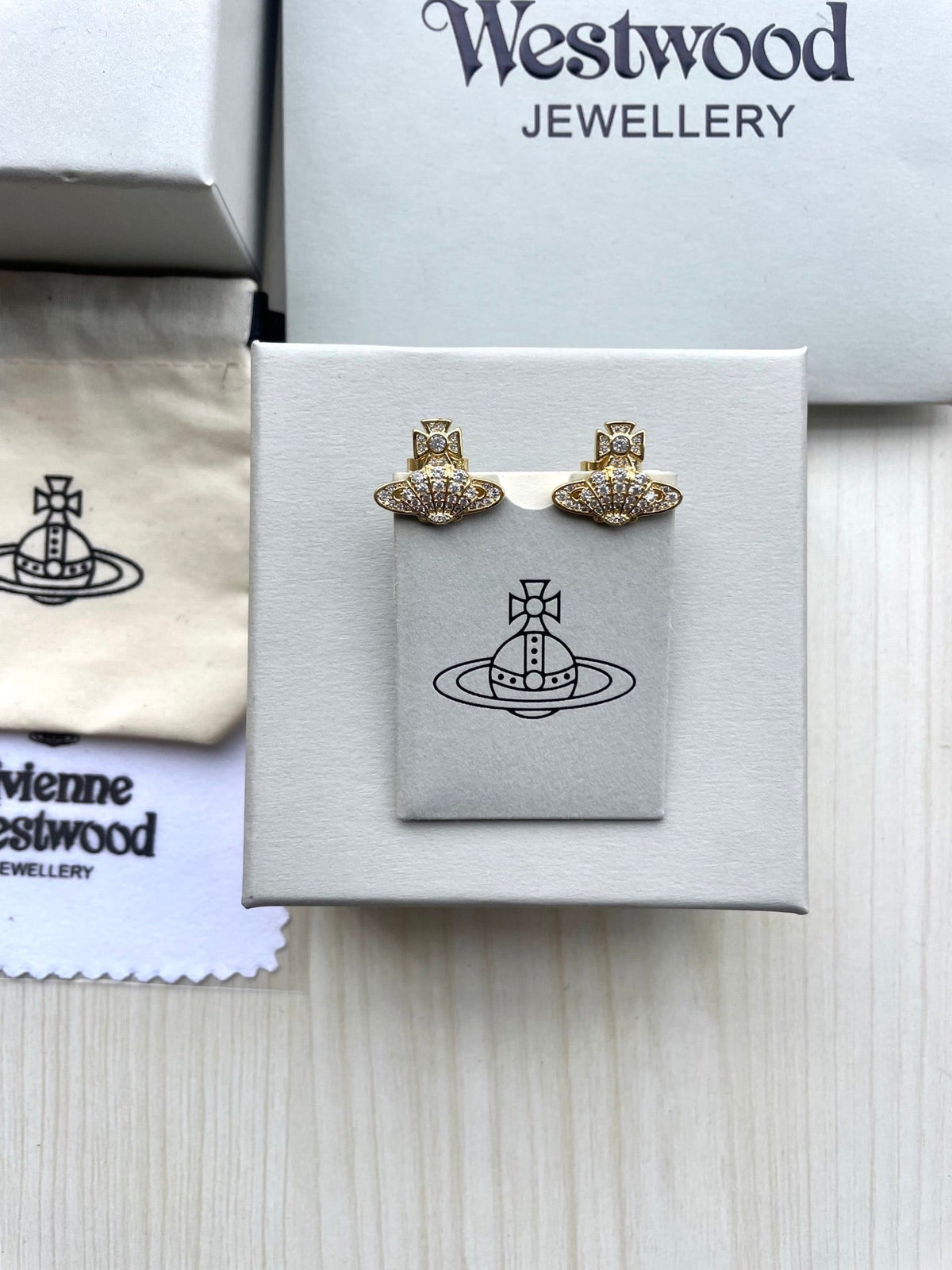 Vivienne Westwood Saturn Stud Earrings (Full Rhinestone)