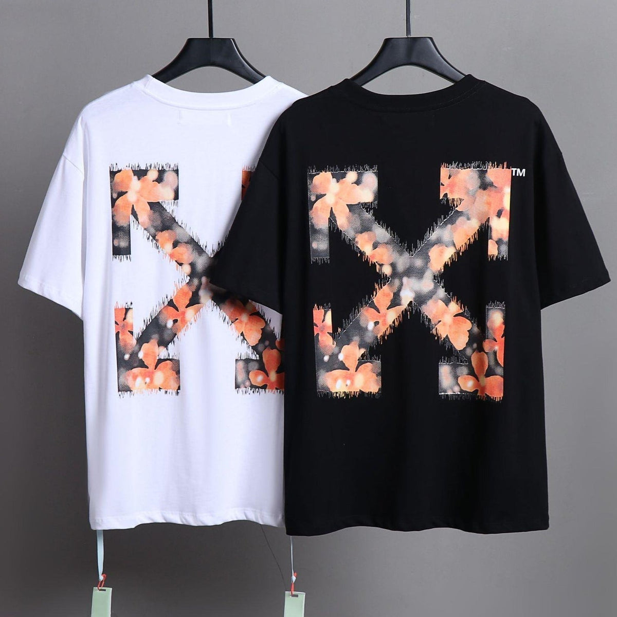 OFF-White  Arrow Logo Cotton T-shirt#68