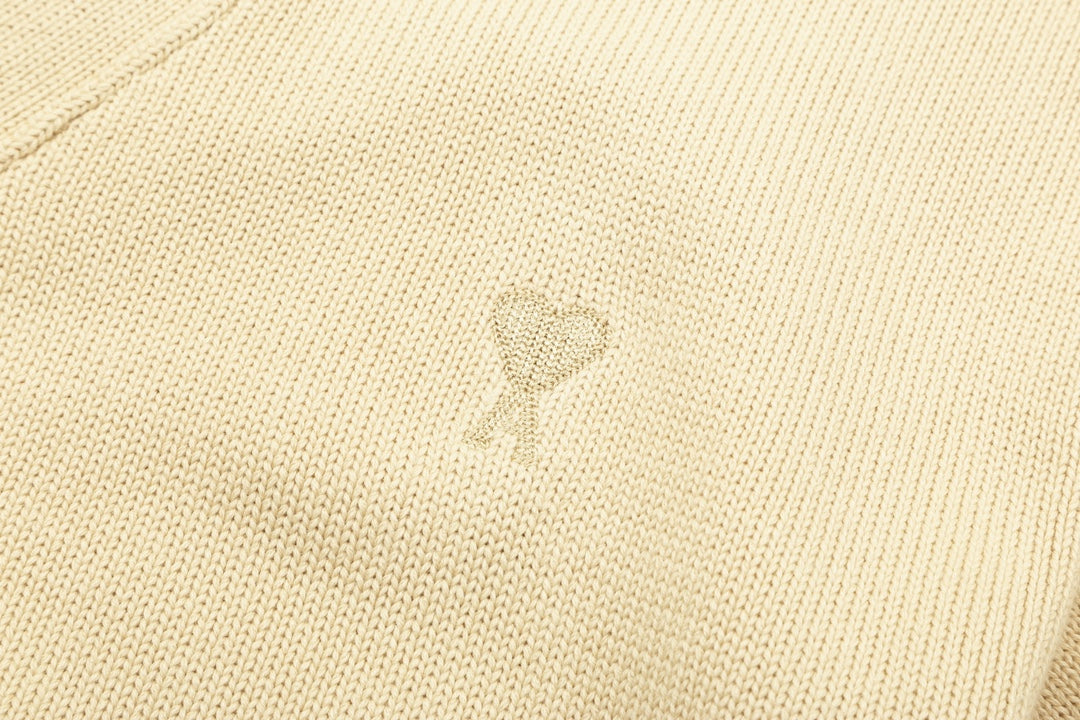 2026 AMI PARIS  Unisex  Sweater