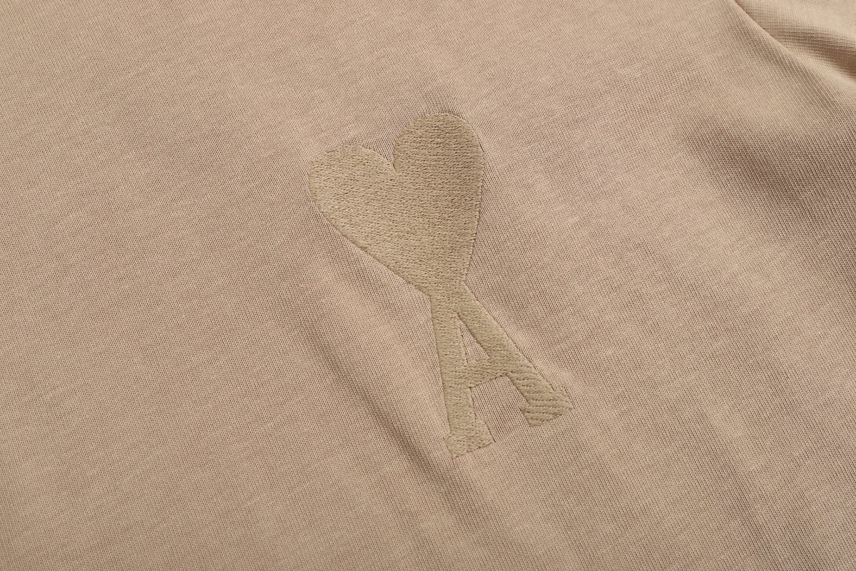 2026 AMI PARIS Unisex  T-shirt