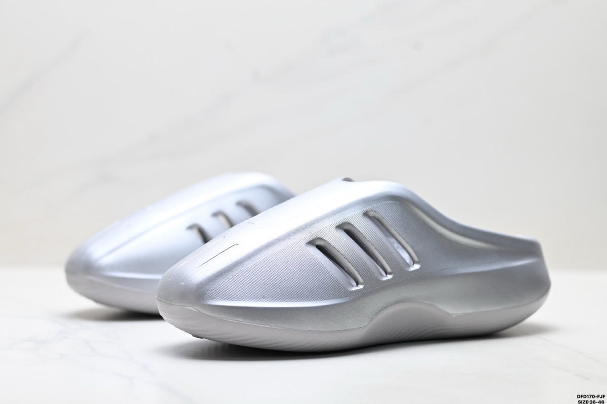 Adidas K81801050 Unisex Clogs