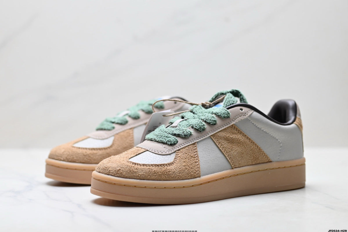 Adidas K81801650 Unisex Casual Sneakers