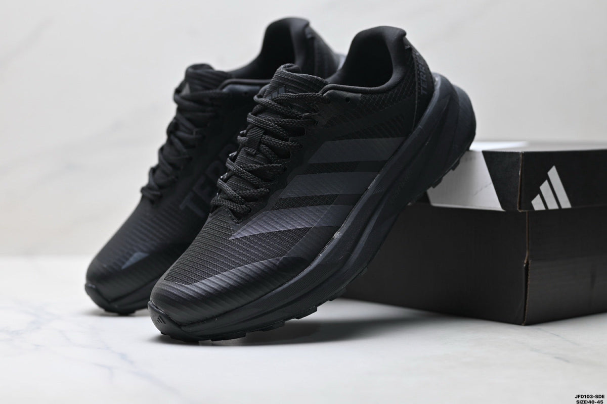 Adidas K81801650 Men's Running Shoes