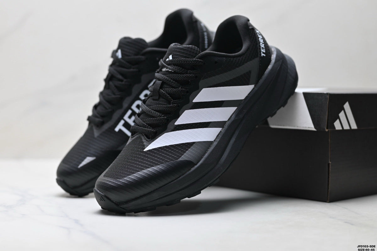 Adidas K81801650 Men's Running Shoes