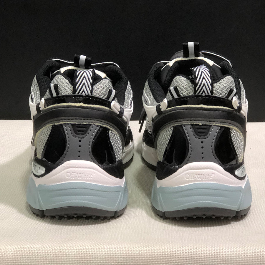 Off-White Arrow logo Sports shoe
