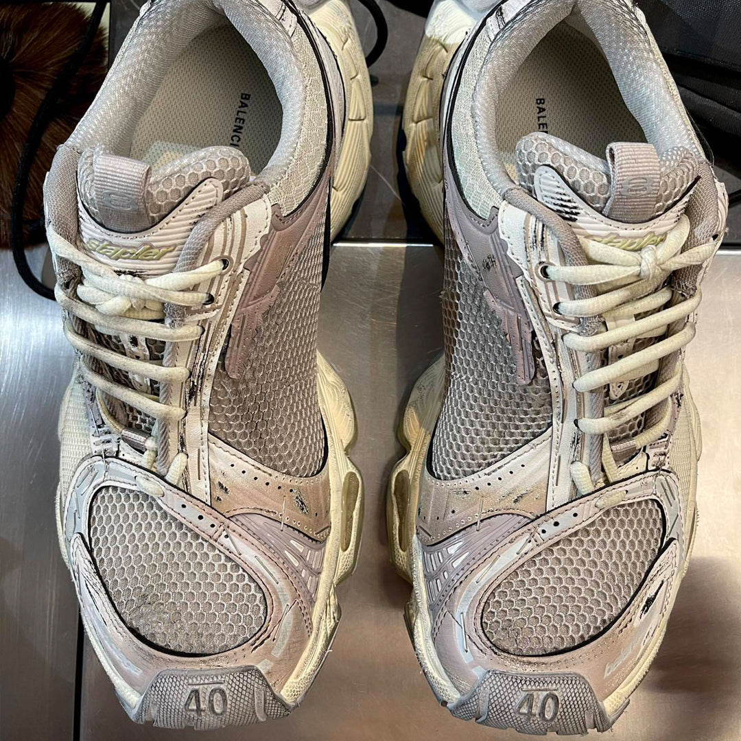 Balenciaga  Limited Edition Couple Style Shoe