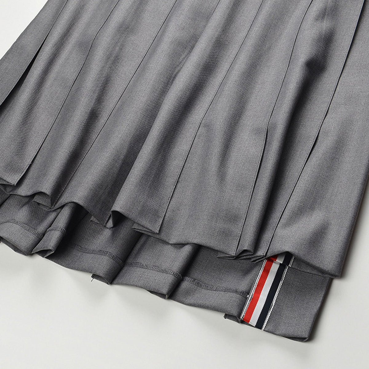 MR.TOM 2025SS Women's Long skirt
