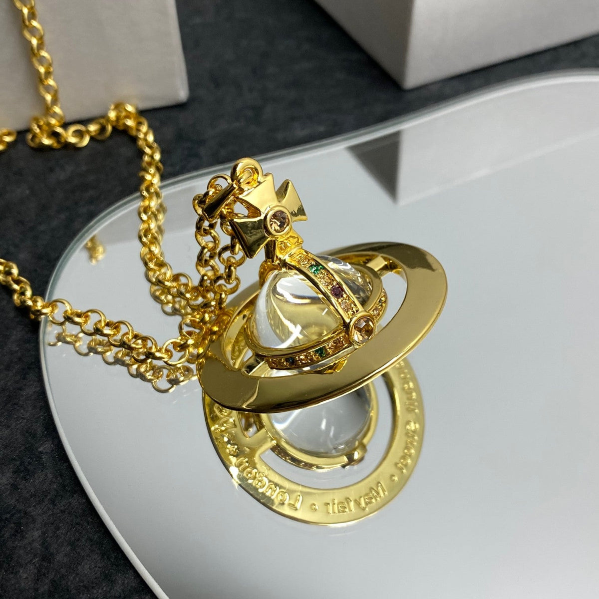 Vivienne Westwood 2026 Minimalist Planet Crystal Necklace