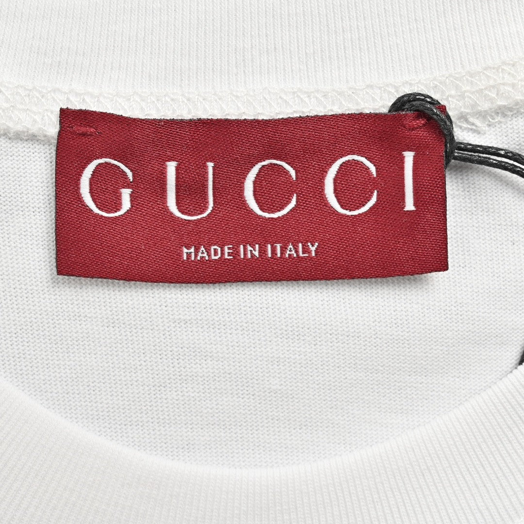 Gucci Interlocking GG Multi-Direction Logo Print T-Shirt