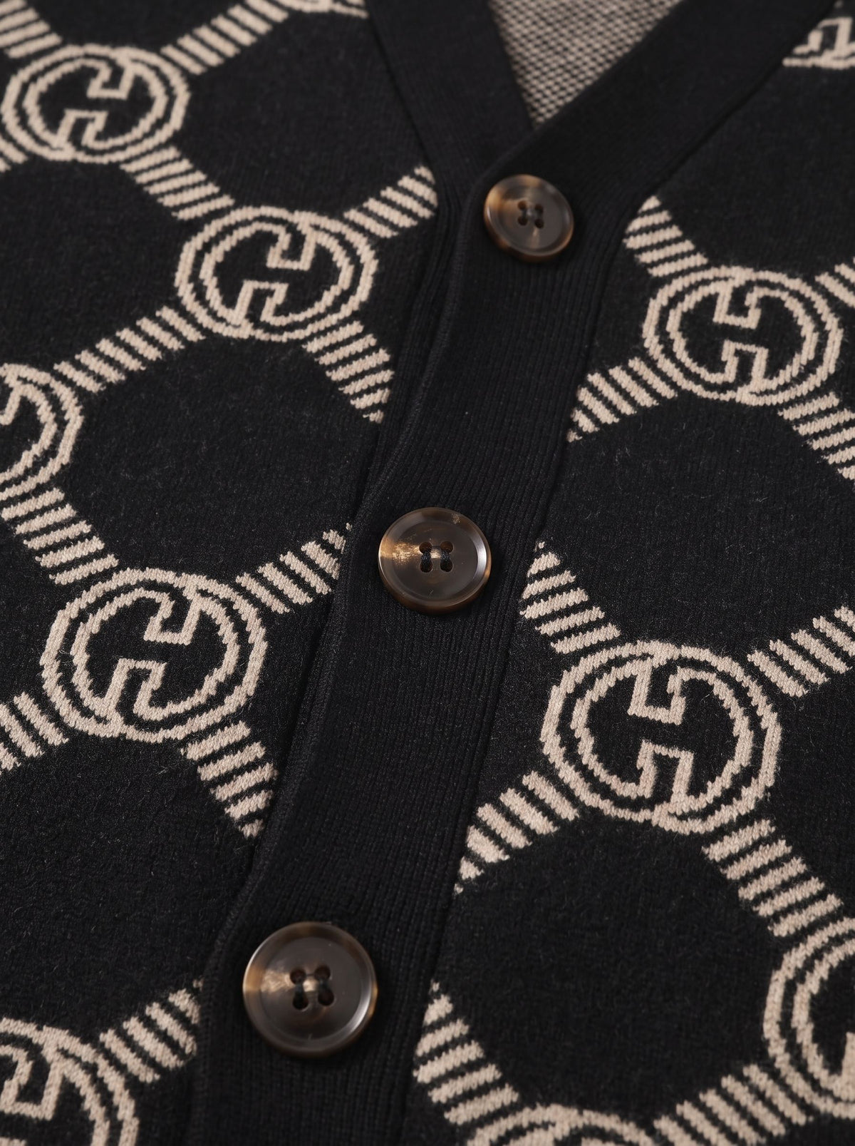 Gucci Unisex Knit Cardigan