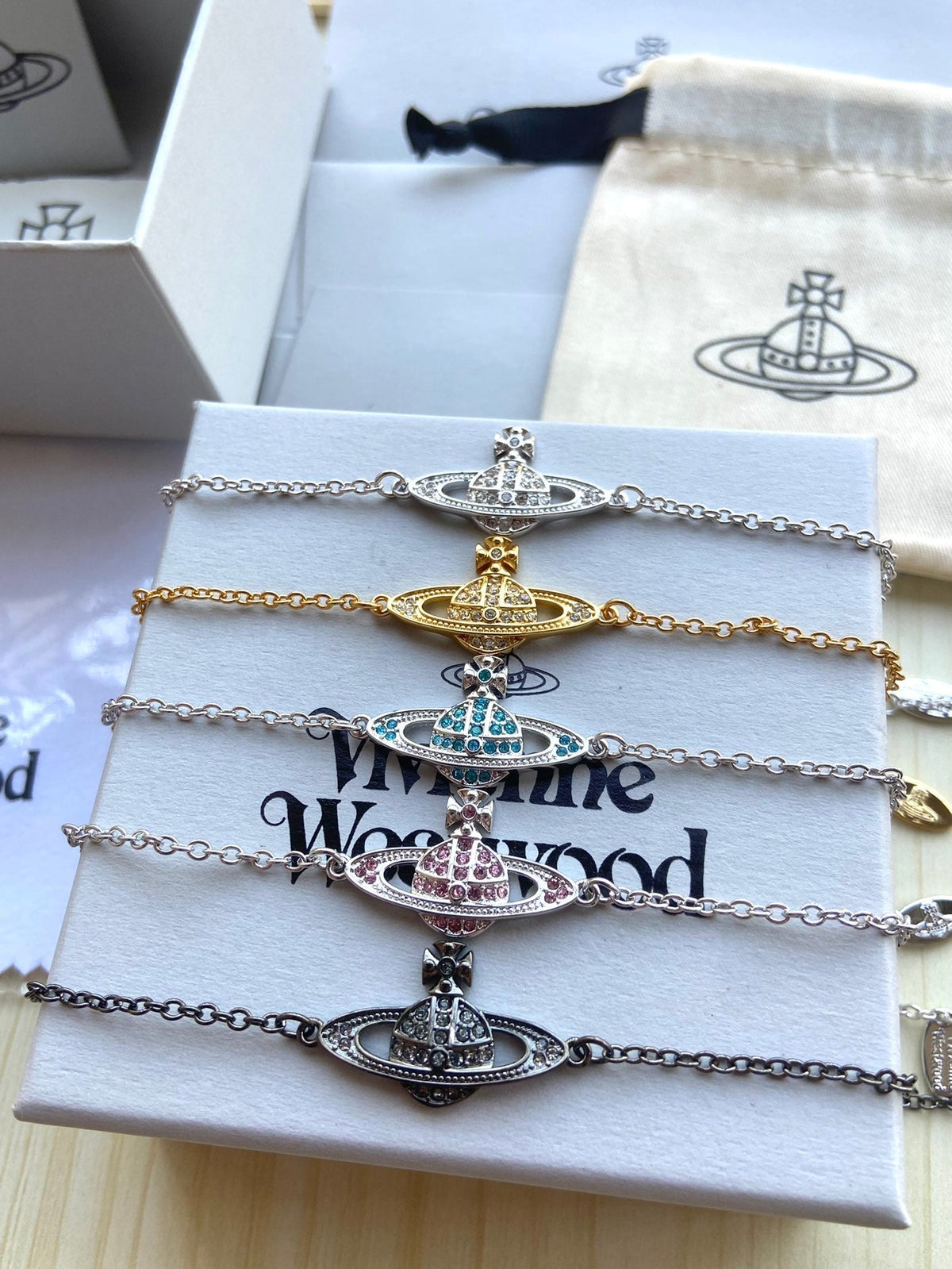Vivienne Westwood 2026 Saturn Full-Rhinestone Bracelet