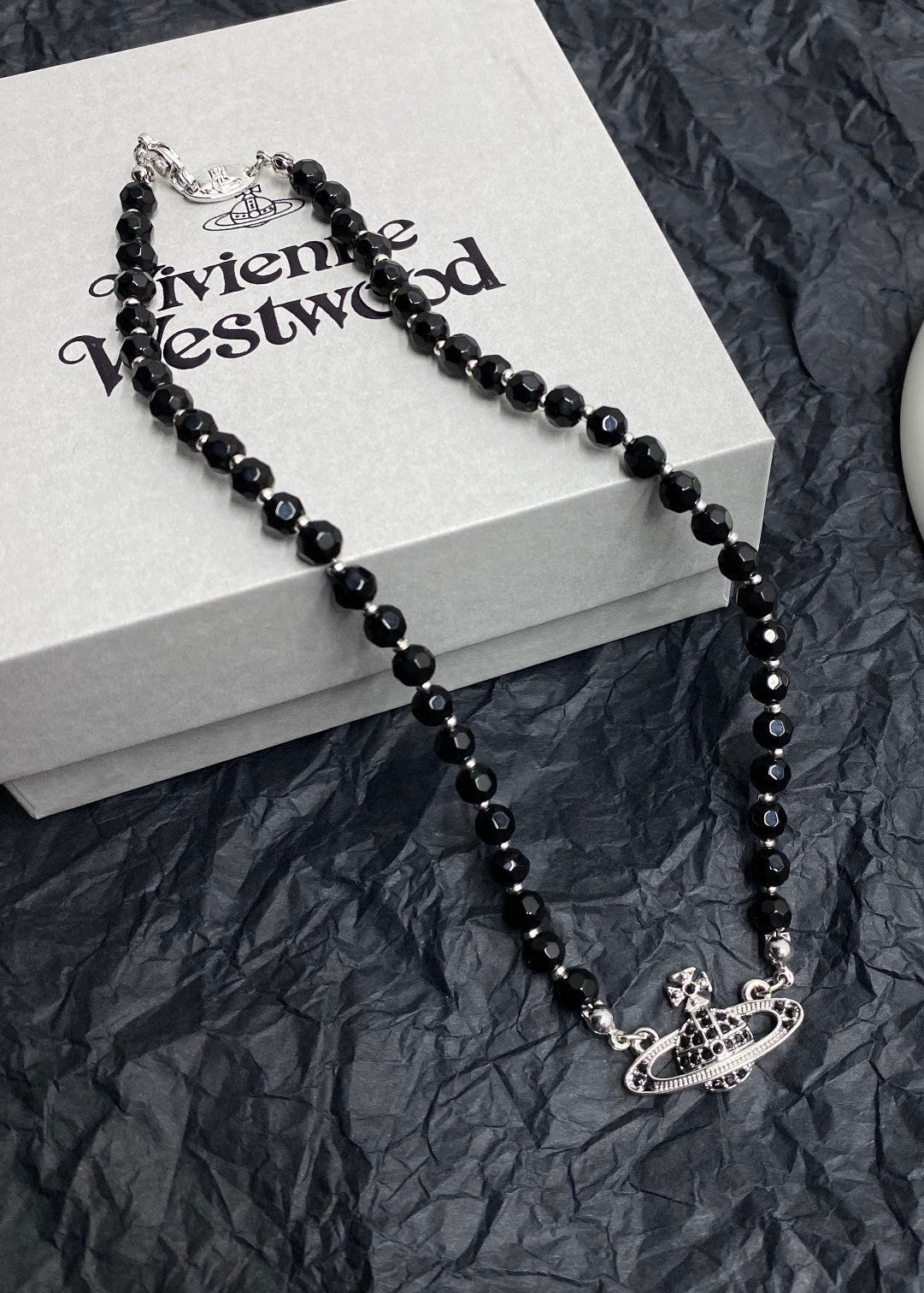 Vivienne Westwood 2026 Minimalist Planet Necklace