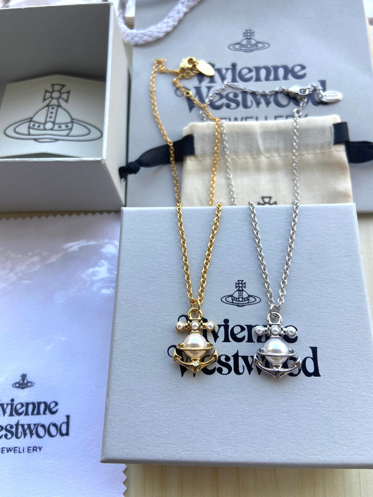 Vivienne Westwood 2026 Pearl Pendant Clavicle Chain