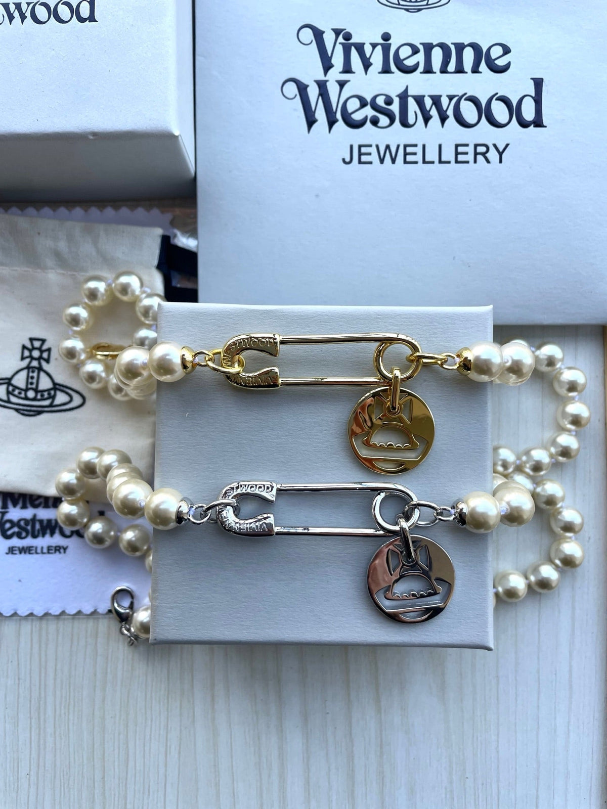 Vivienne Westwood 2026 Pearl & Pin Bracelet