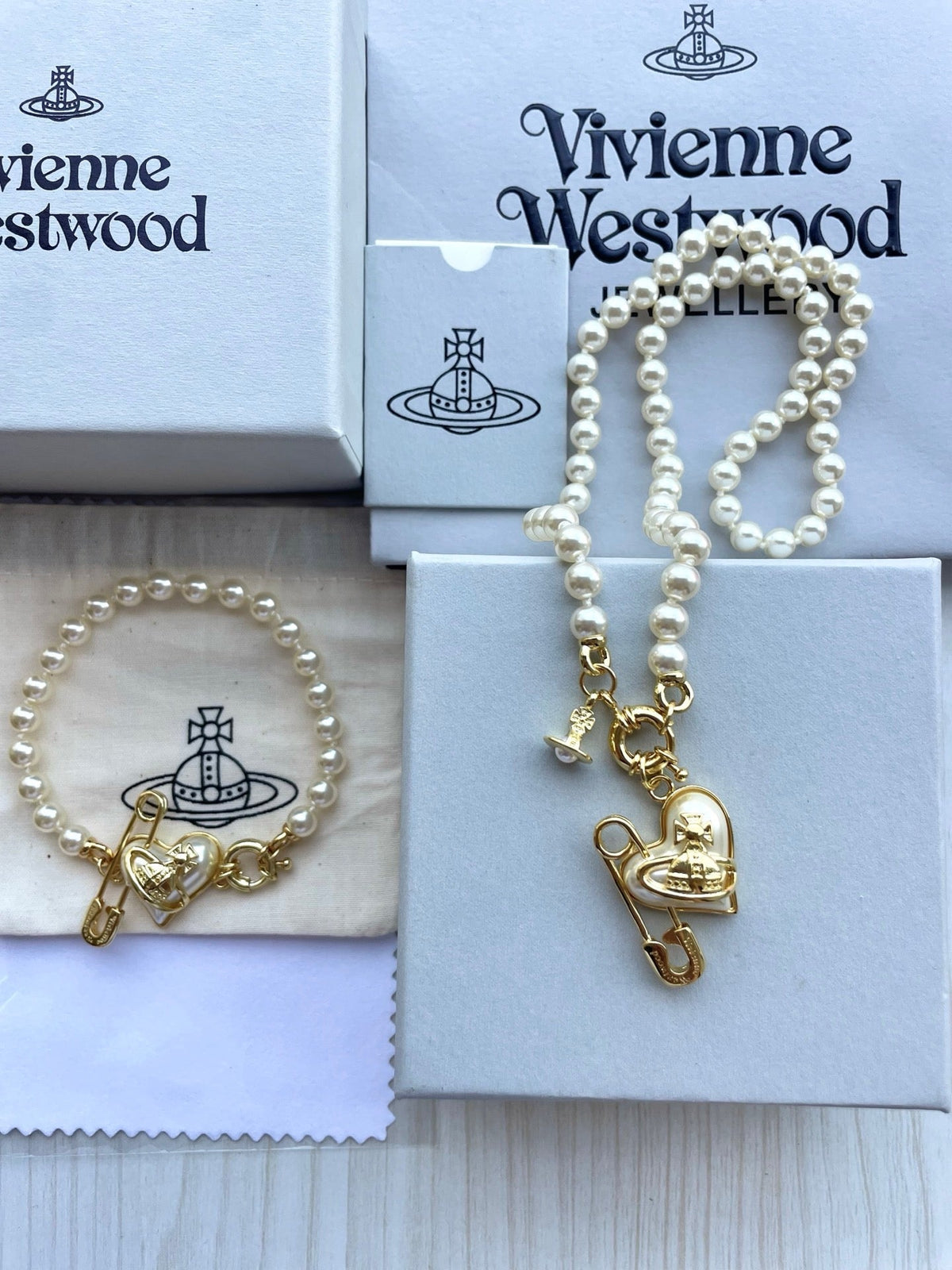 Vivienne Westwood 2026 Pearl Necklace