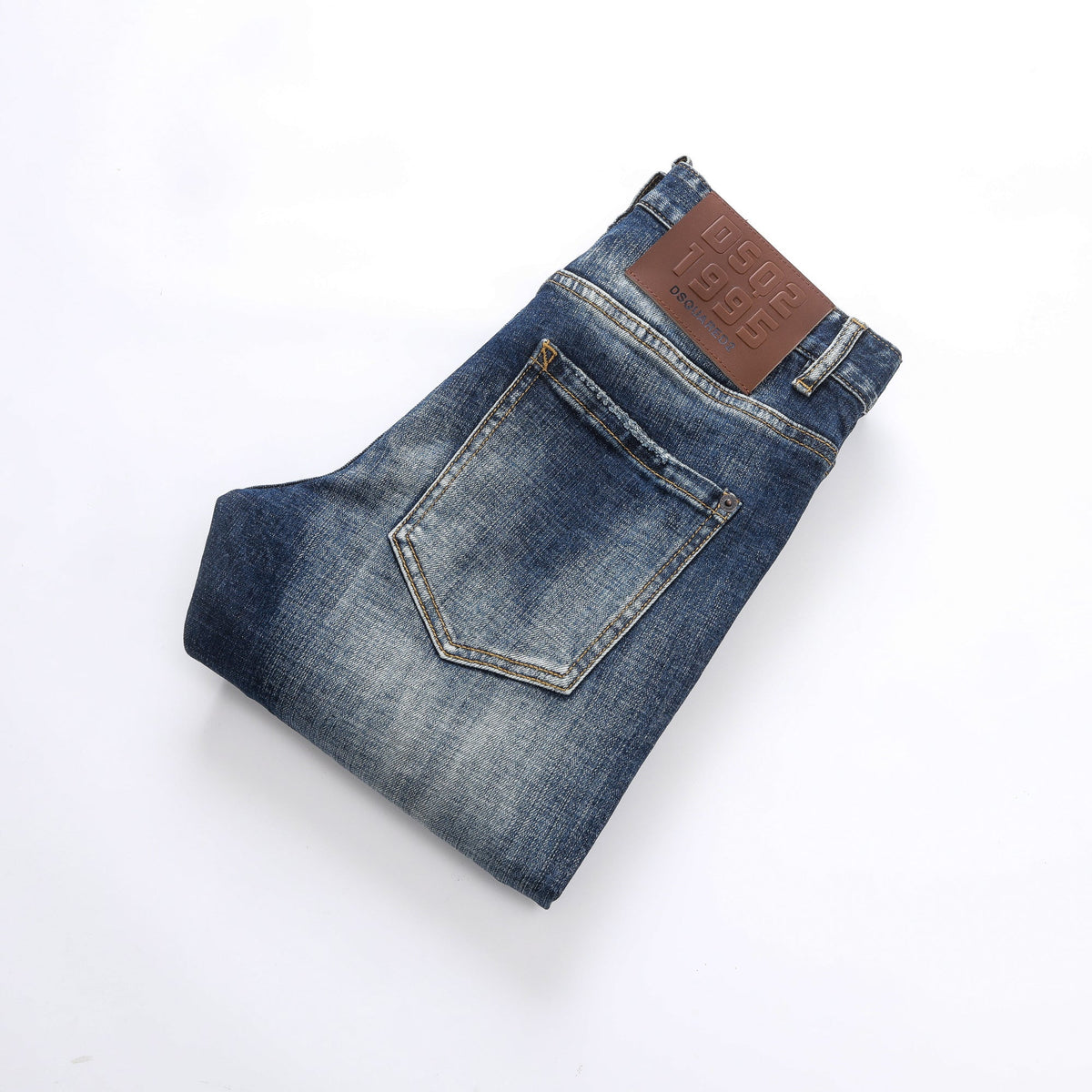 dsquared2 Hole Man Jeans