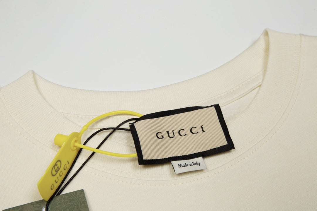 Gucci Graffiti Interlocking G T-Shirt