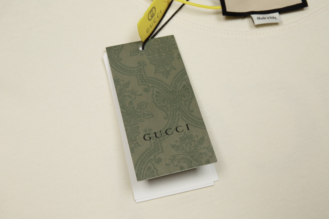 Gucci Graffiti Interlocking G T-Shirt