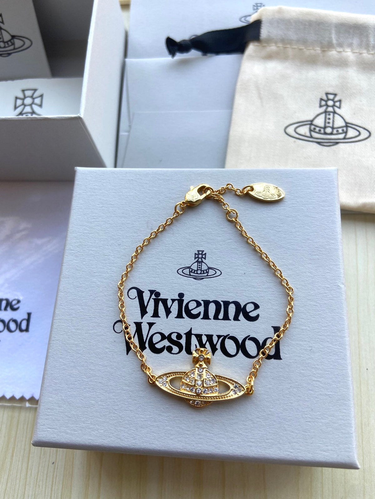 Vivienne Westwood 2026 Saturn Full-Rhinestone Bracelet