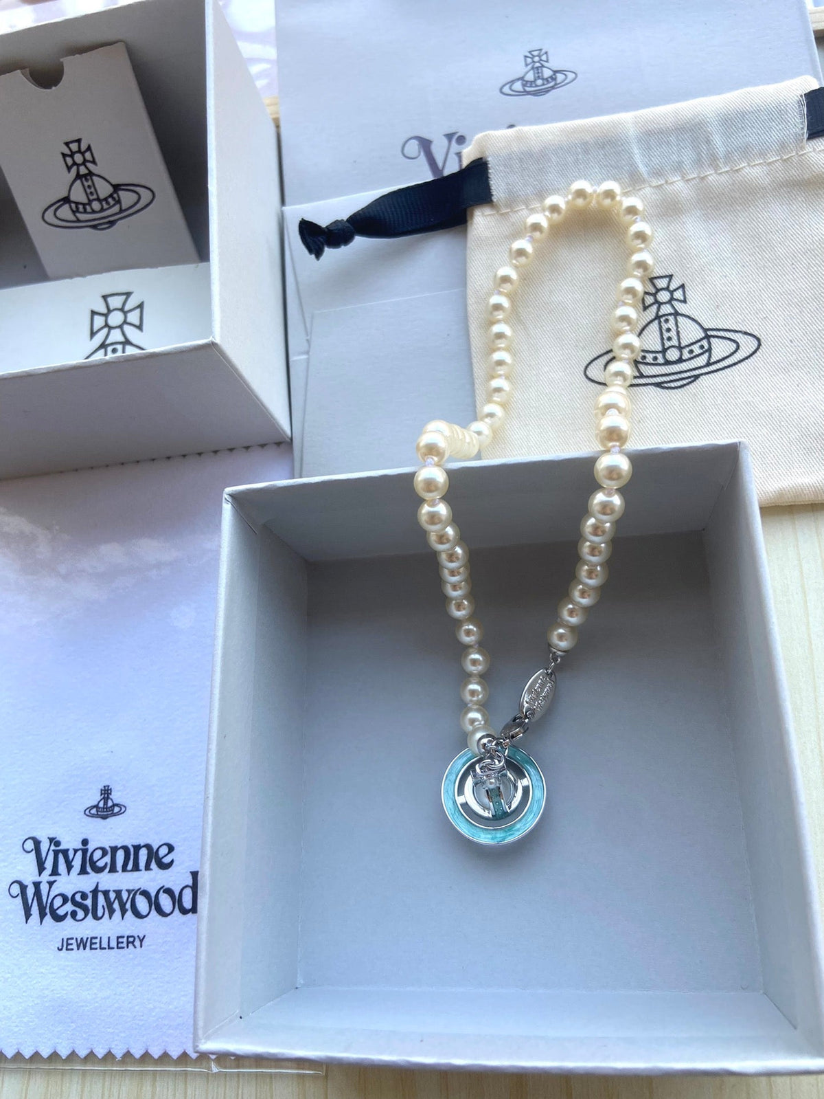 Vivienne Westwood 2026 Crystal Ball & Pearl Necklace