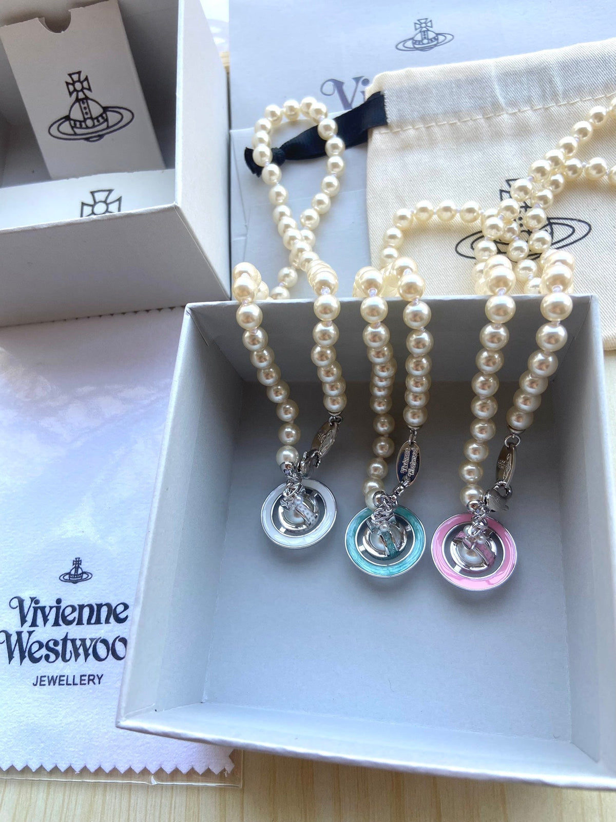 Vivienne Westwood 2026 Crystal Ball & Pearl Necklace