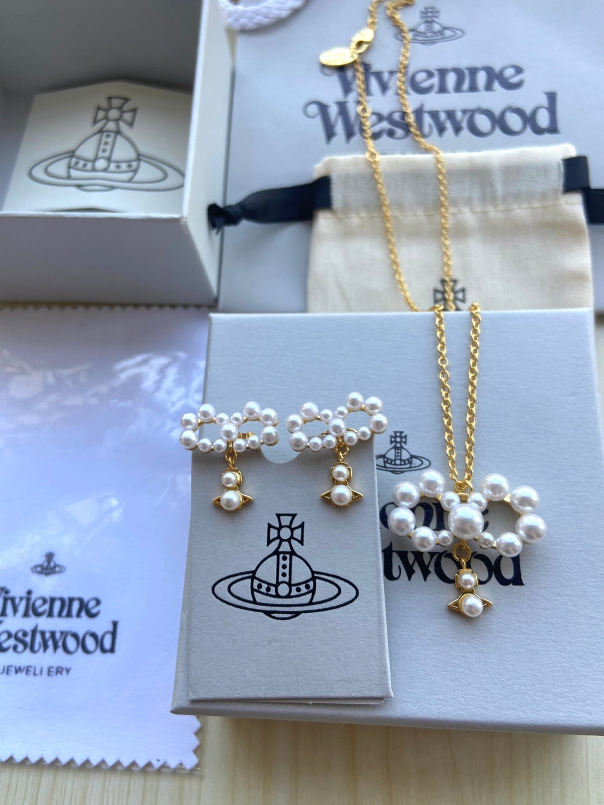 Vivienne Westwood 2026 Minimalist Pearl Necklace