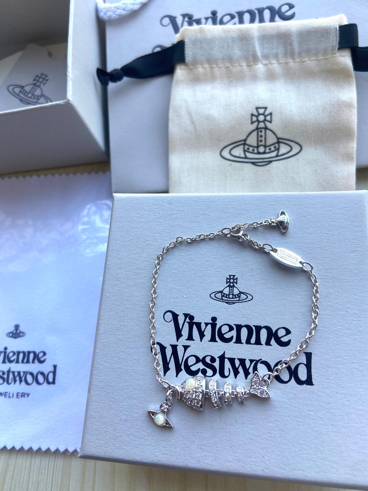 Vivienne Westwood 2026 Fishbone Rhinestone Bracelet
