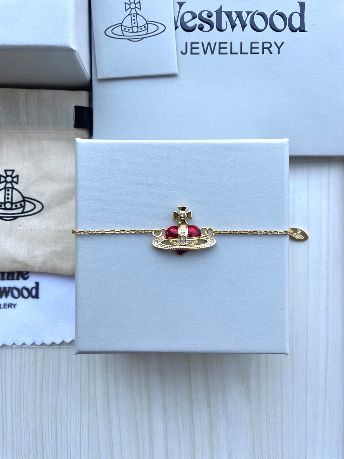 Vivienne Westwood 2026 Shell & Rhinestone Bracelet