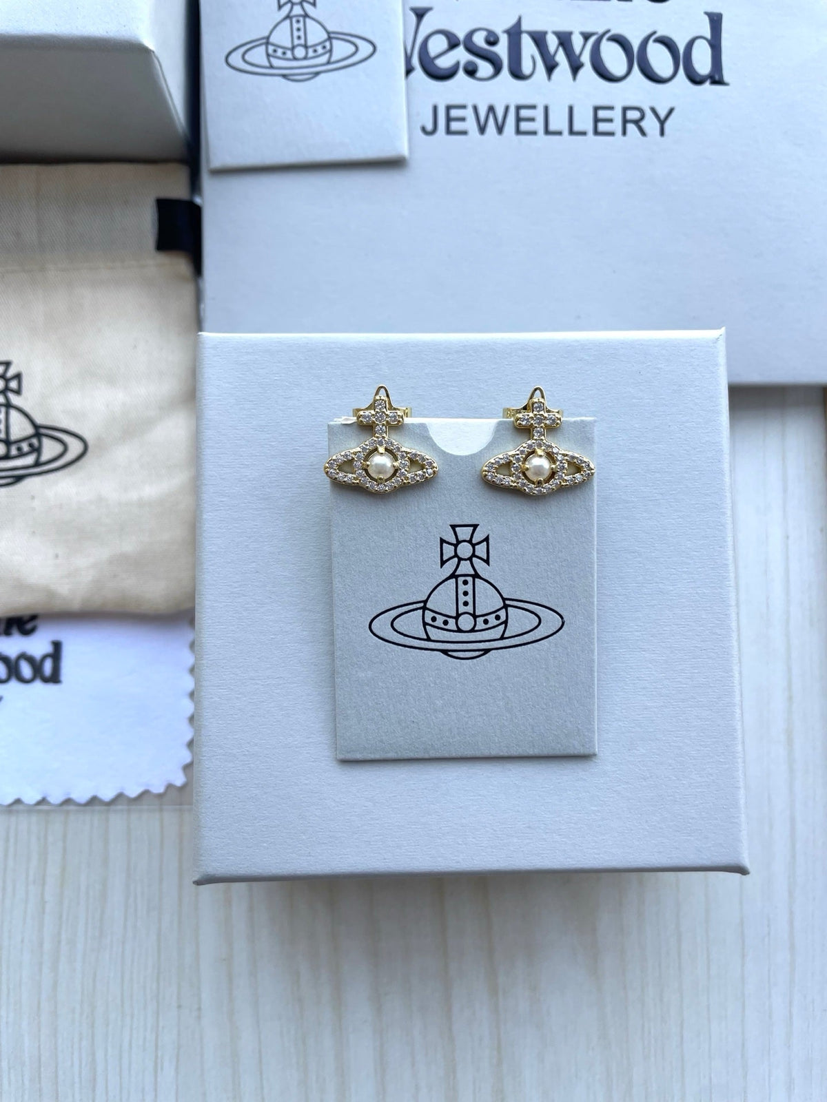 Vivienne Westwood Saturn Stud Earrings (Full Rhinestone)
