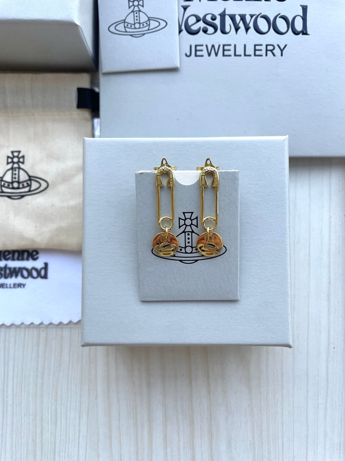 Vivienne Westwood Safety Pin Studs