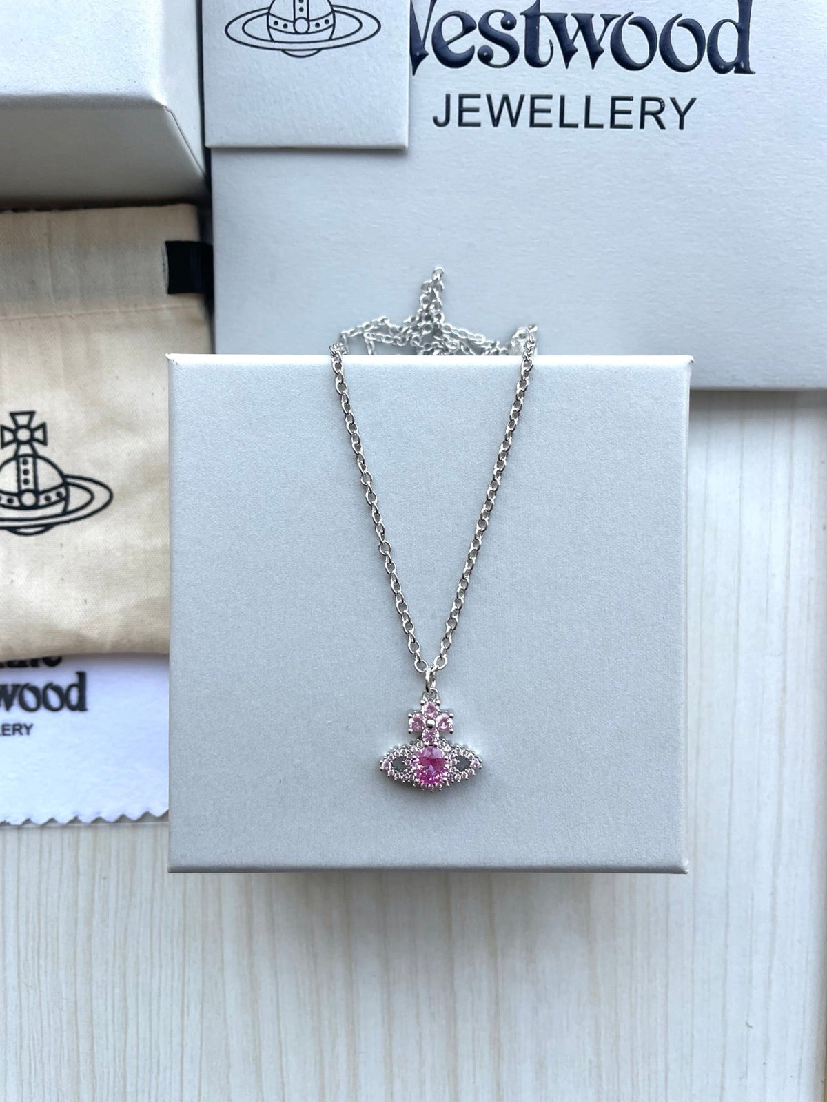 Vivienne Westwood 2026 Full-Crystal Collar Necklace