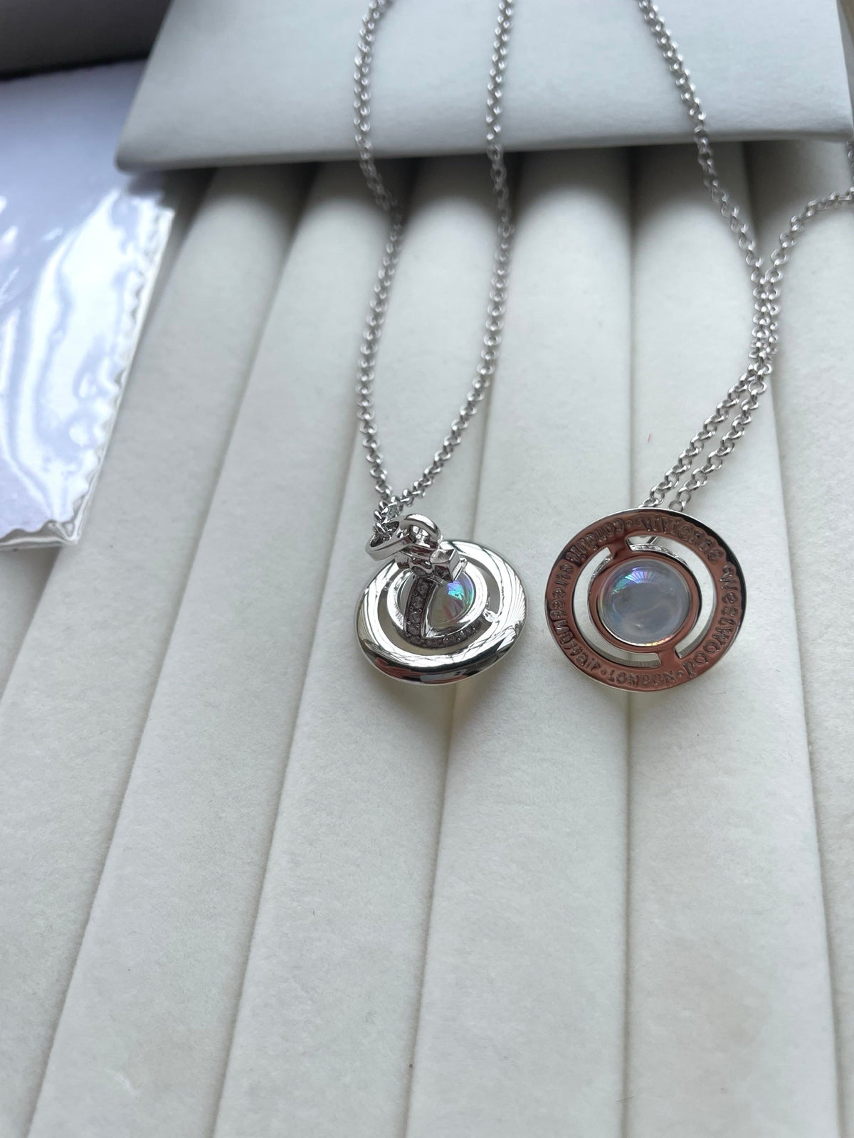 Vivienne Westwood 2026 Planet Crystal Necklace