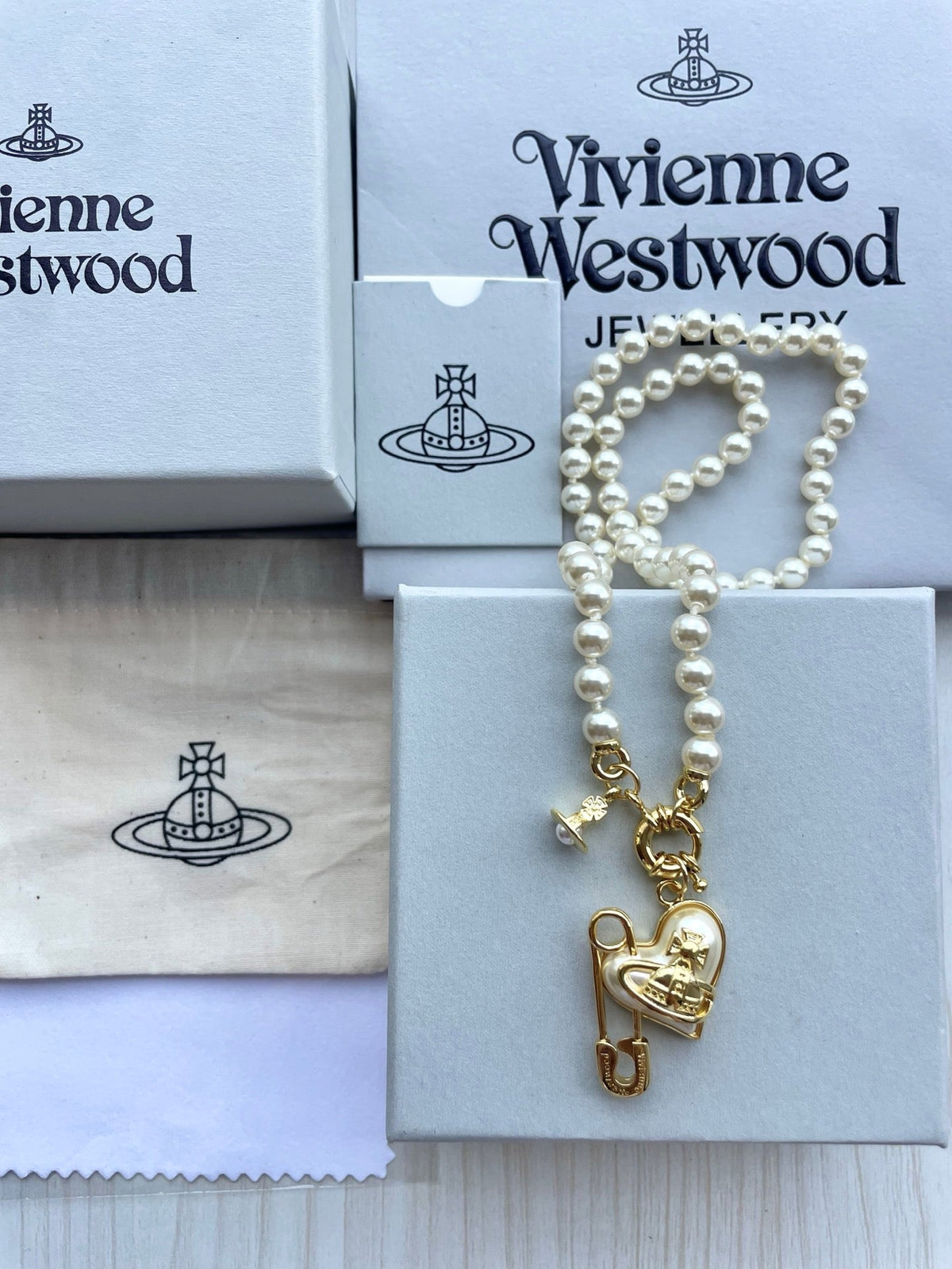 Vivienne Westwood 2026 Pearl Necklace