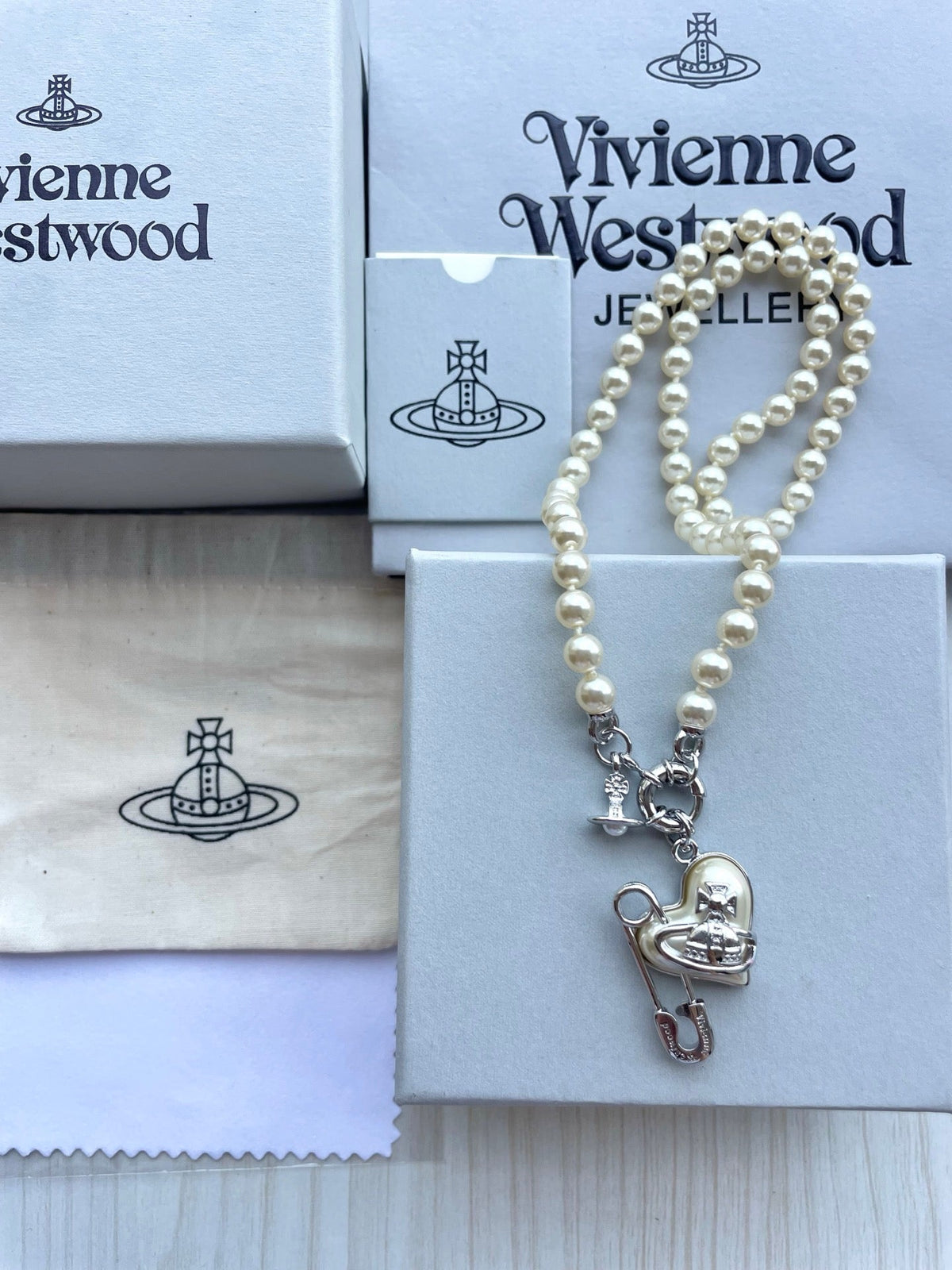 Vivienne Westwood 2026 Pearl Necklace