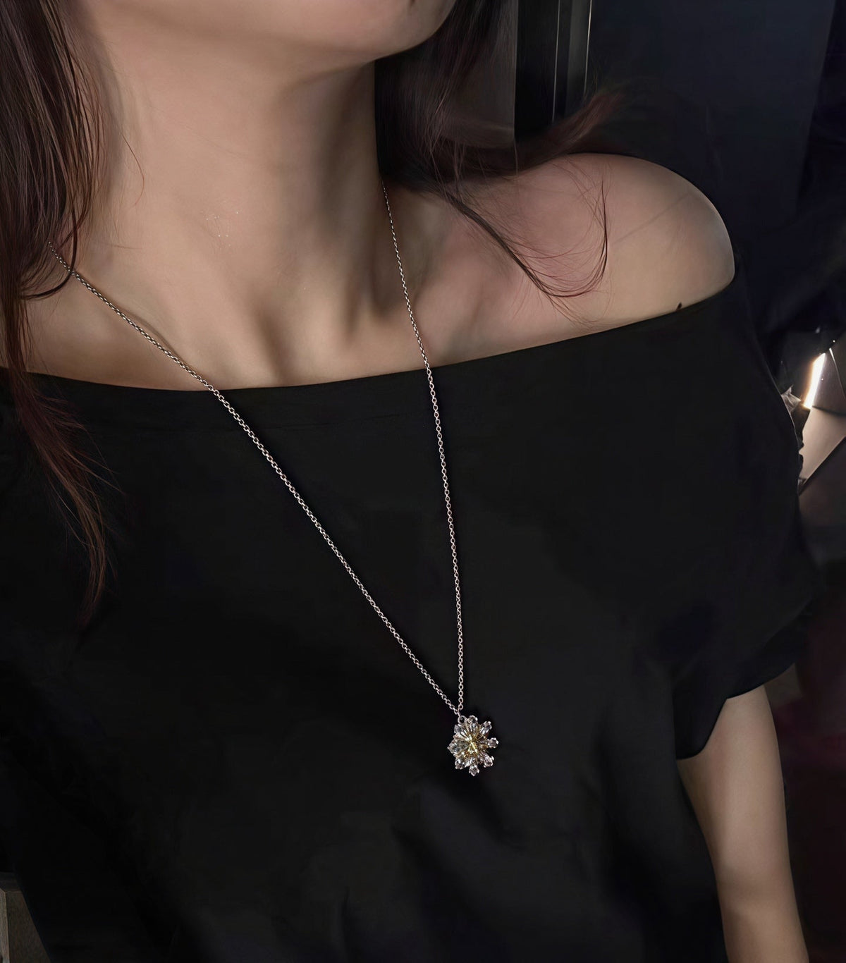 Vivienne Westwood 2026 Snowflake Rhinestone Necklace