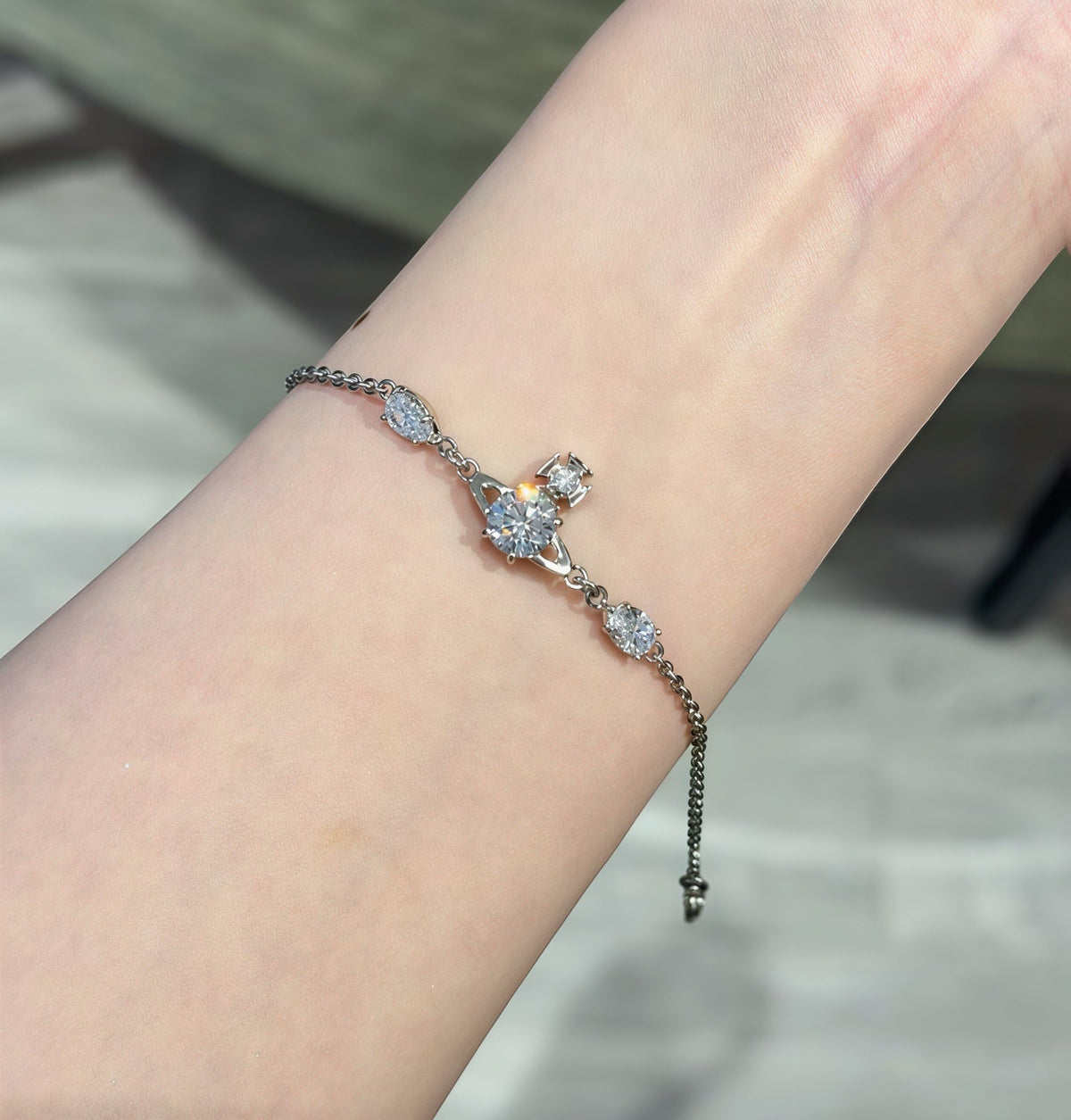 Vivienne Westwood 2026 Simple Rhinestone Bracelet